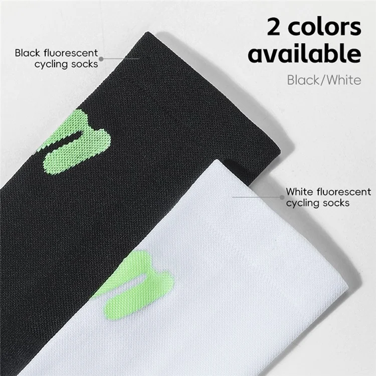 WEST BIKING YP0216057 1 Pair Sports Running Cycling Socks Reflective Breathable Socks - White