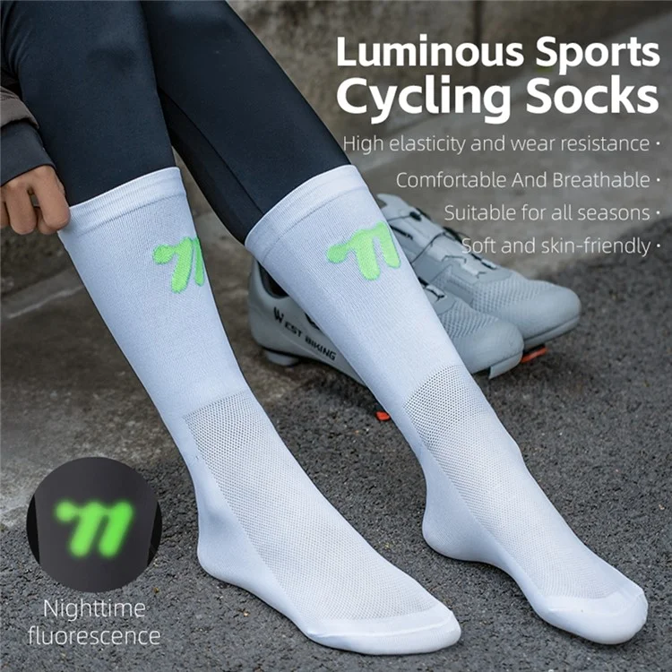 WEST BIKING YP0216057 1 Pair Sports Running Cycling Socks Reflective Breathable Socks - White