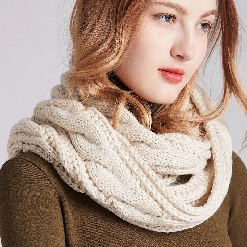 Cachecol de Tricô de Inverno Espessado com Forro de Lã Quente para o Pescoço Padrão de Tricô Trançado Macio e Aconchegante para Clima Frio - Bege