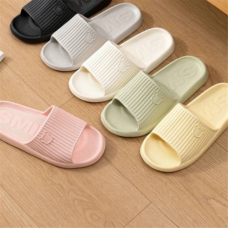 TZLDN 618 1 Pair Ultra-light Bathroom Slippers Foldable EVA Shower Shoes - Pink / 40-41