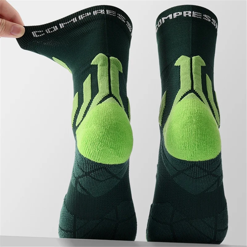 GOLOVEJOY Compressfit XWZ16 1 Paio di Calze da Ciclismo Sportive Traspiranti Antiusura - Bianco / Taglia 35-39