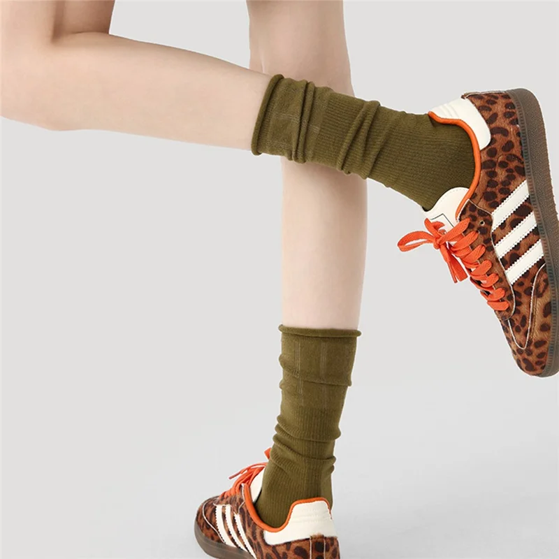 1 Pair For Women High Elasticity Seamless Mid Calf Socks One Size Breathable Moisture Wicking Cotton Socks - R9108