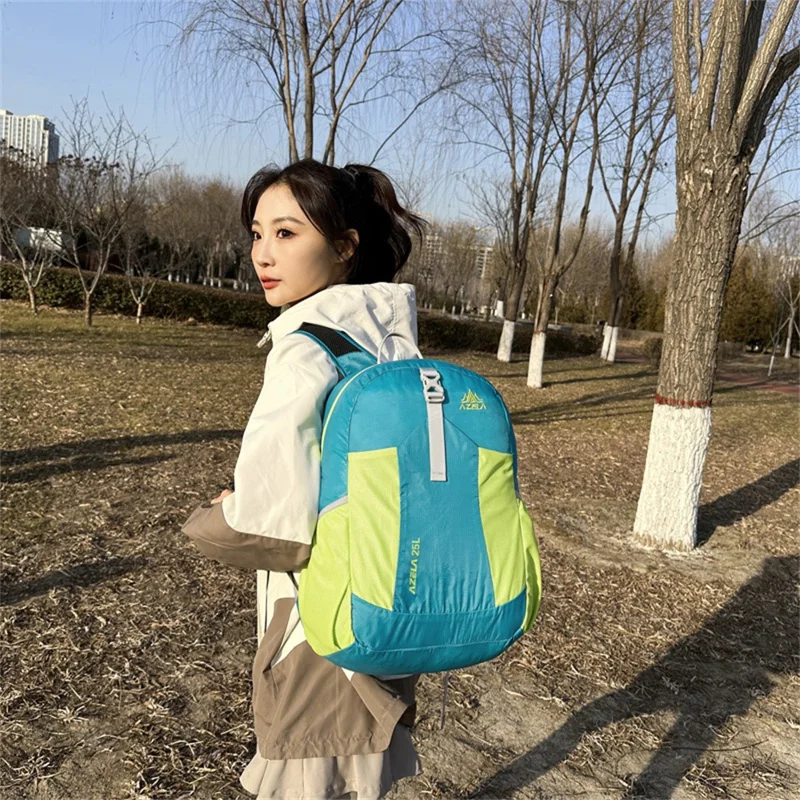 AZELA A1341 Leichter zusammenklappbarer Rucksack Wasserdicht Nylon Schultertasche für Outdoor Wandern Camping - Khaki
