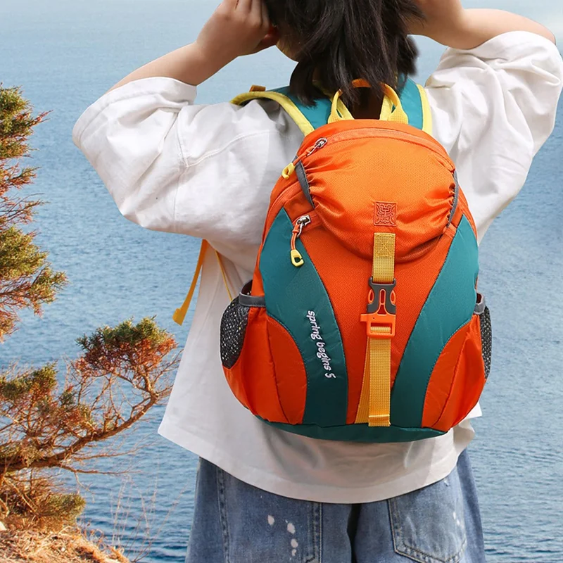 TAIDING 8225 Kinder- en tienerrugzak Reis- en schoolrugzak Nylon+Polyester schoudertas, maat S - Zwart