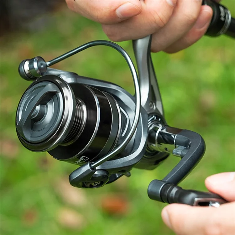 Mulinello da pesca CHIREN HJ800 Long Cast con una resistenza massima alla trazione di 10 kg e bobina pieghevole.