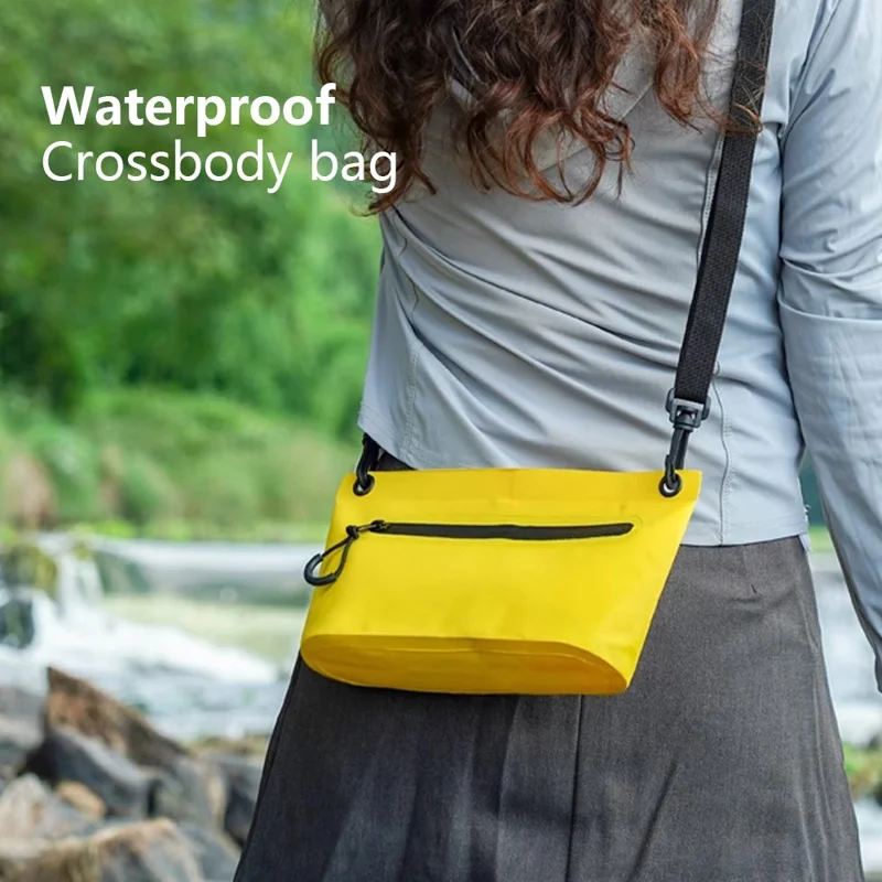 2.5L Waterproof Dry Bag 500D PVC Outdoor Swimming Beach Storage Crossbody Shoulder Bag - Yellow