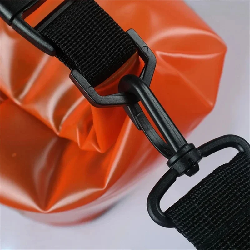 5L Outdoor Sports Waterproof Dry Bag PVC Beach Swimming Rafting Kayaking Boating Storage Bag with 1 Shoulder Strap - Black