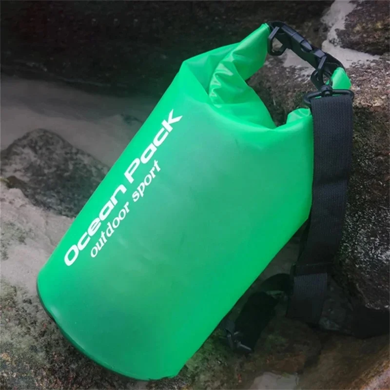 5L Outdoor Sports Waterproof Dry Bag PVC Beach Swimming Rafting Kayaking Boating Storage Bag with 1 Shoulder Strap - Black