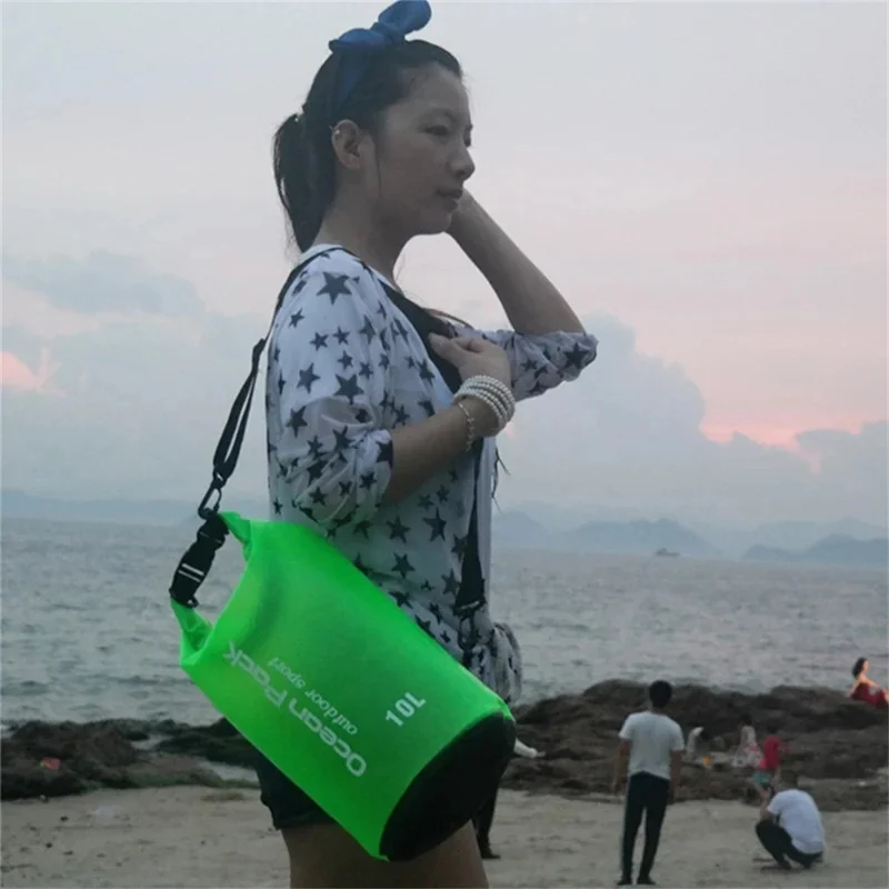 Borsa Impermeabile da 2L per Esterno, Spiaggia, Nuoto, Rafting, Kayak e Navigazione - Arancione, Senza Tracolla