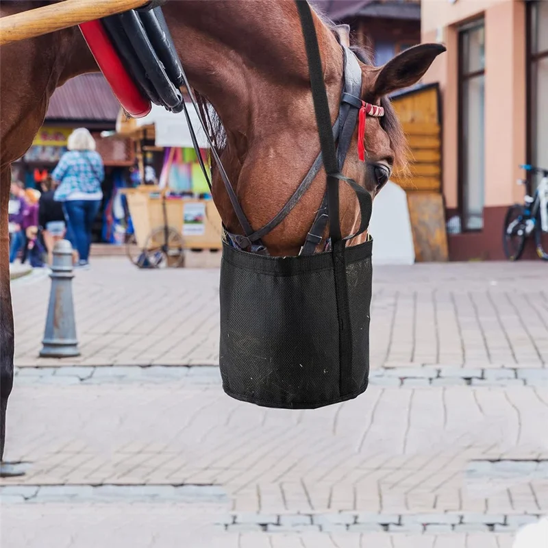 Saco de Alimentação de Feno para Cavalo Tamanho M - Design de Malha Ajustável e Portátil em Nylon para Viagens Equestres