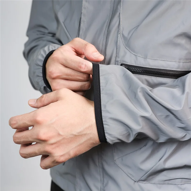 WOSAWE BD264 Chaqueta Cortavientos Reflectante Completa con Capucha Impermeable Transpirable para Correr por la Noche Ciclismo Senderismo, Plata - Talla Asiática M / UE S