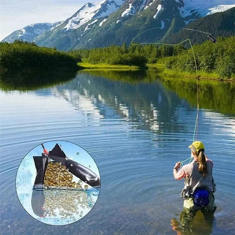 Rocket Shape PP Bait Thrower Carp Feeder Fishing Supplies Float Lure Bait Holder, Size: M - Blue