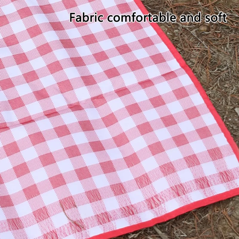 YCD-001 200x150cm Portable Picnic Mat 600D Oxford Cloth Moisture-Proof Outdoor Camping Carpet - Red Grid