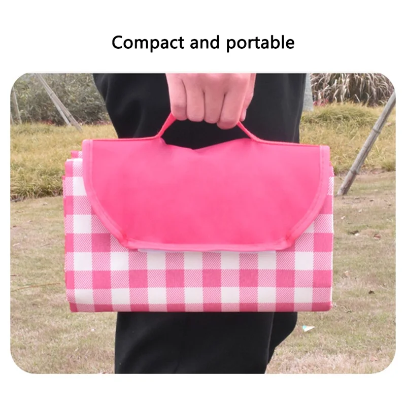 YCD-001 200x200cm Portable Outdoor Picnic Mat 600D Oxford Cloth Moisture-Proof Camping Carpet - Red Grid