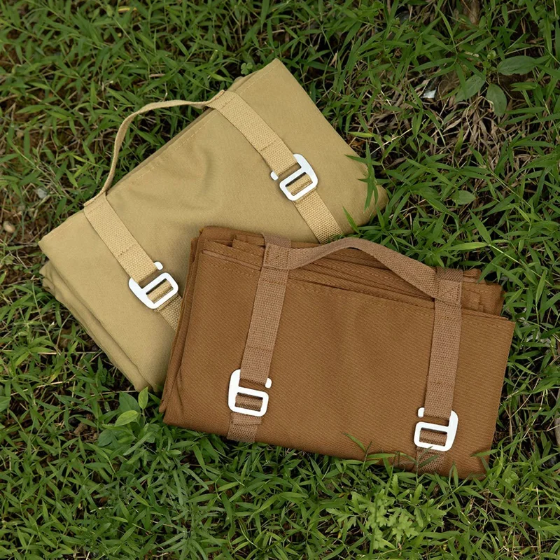H348 192 x 138cm Waterproof Picnic Blanket Oxford Cloth Folding Camping Mat for Outdoor Beach - Caramel