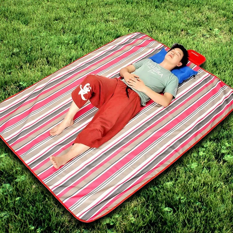 LEVORYEOU LR-987774 200*150cm Portable Outdoor Camping Picnic Mat Foldable Waterproof Lawn Mat - Red Stripes