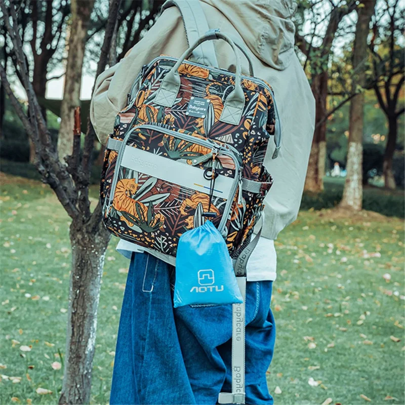 AOTU 220x150cm Portable Moisture-proof Picnic Mat 420D Oxford Cloth Camping Lawn Mat Carpet with Ground Nail - Army Green