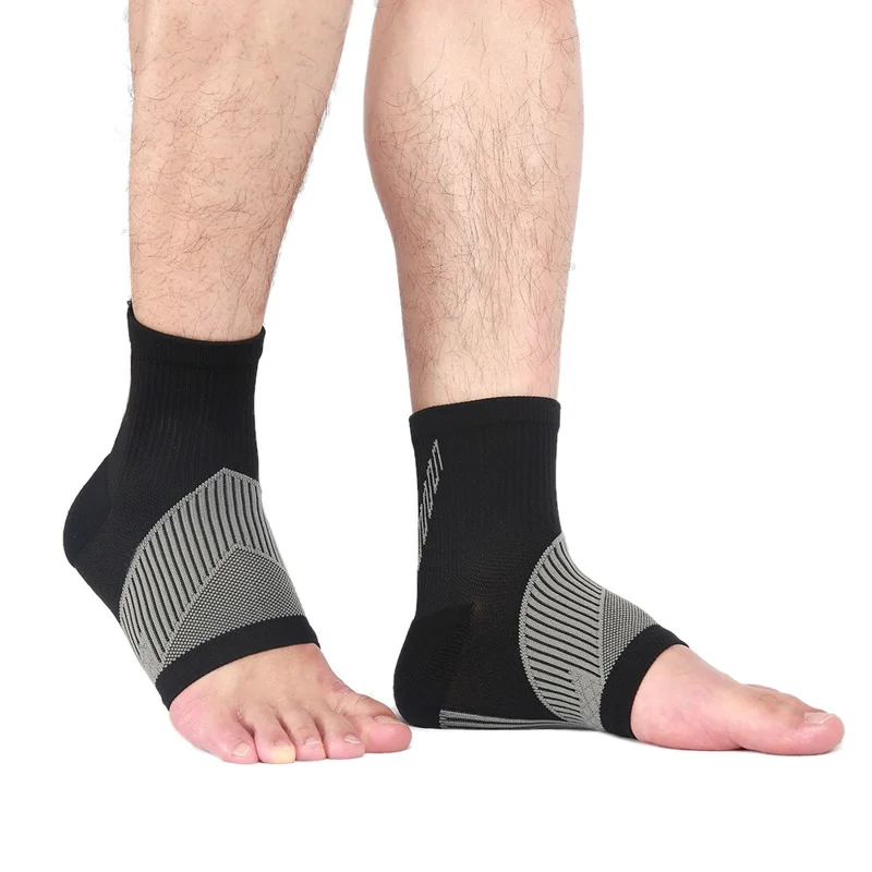 1 Pair Ankle Brace Compression Sleeve Nylon Plantar Fasciitis Pain Relief Foot Socks - Black / Size S