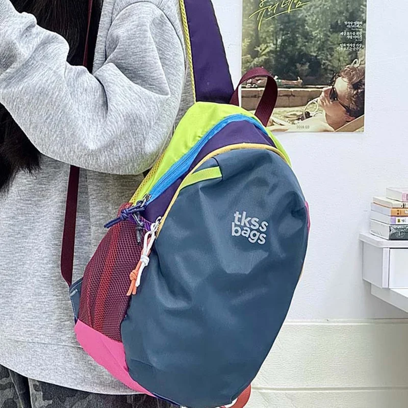 90178 Nylon Hiking Backpack Lightweight Travel Backpack Breathable Cycling Sports Bag with Independent Compartment