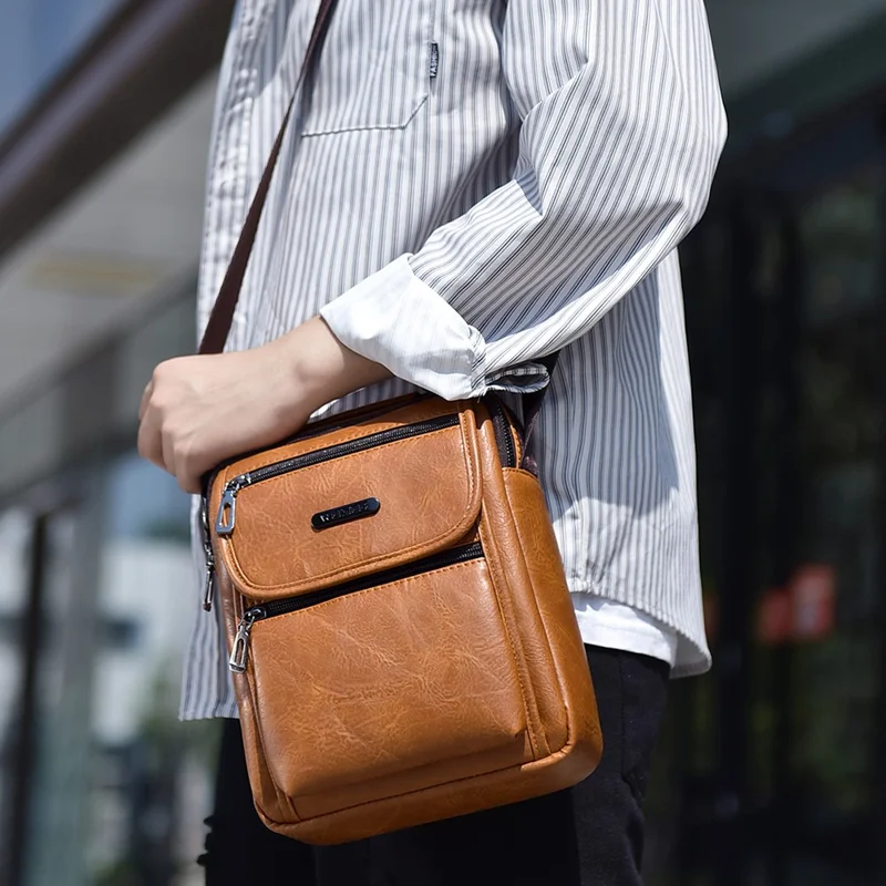WEIXIER D273 Business Retro Men Messenger Bag PU Leather Anti-splash Single Shoulder Crossbody Bag - Black