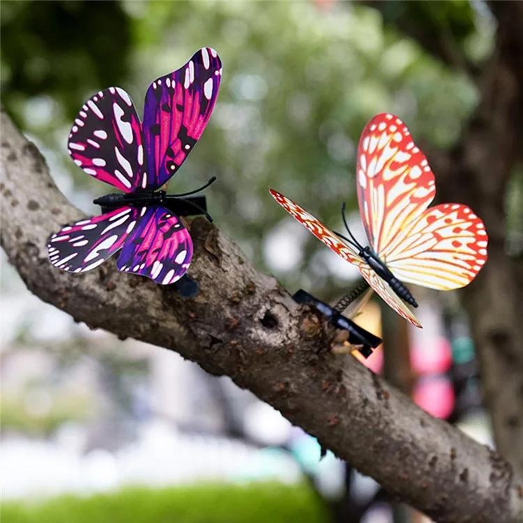 2 piezas de clip en forma de mariposa luminosa de simulación Mosquito Repellent Decoration para camping al aire libre (color aleatorio)