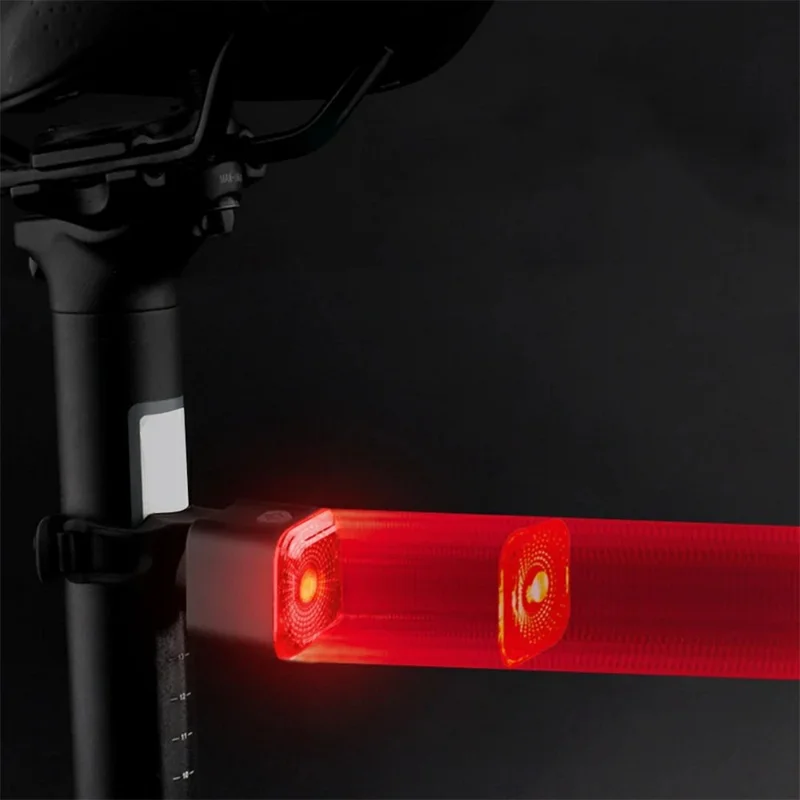 BENGGUO BG-3149 Smart Bike Tail Light Brake Sensing Rear Lights with Digital Display USB Rechargeable - Seatpost