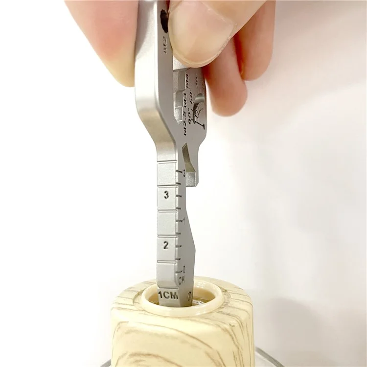 20 en 1 Outil Multifonction EDC Outil Clé de Poche en Acier Inoxydable Randonnée Camping Survie Mini Outil