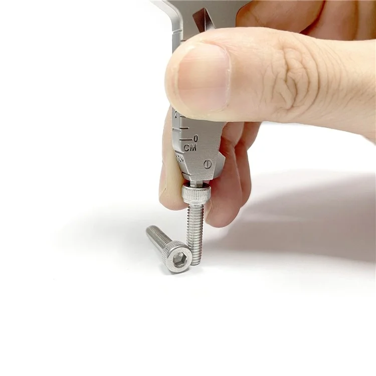 20 en 1 Outil Multifonction EDC Outil Clé de Poche en Acier Inoxydable Randonnée Camping Survie Mini Outil