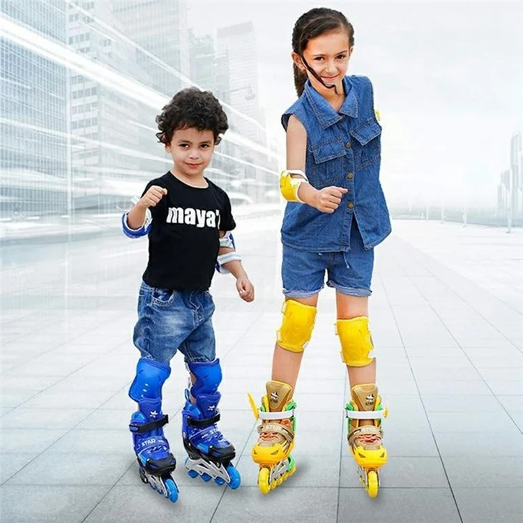 1 Pair Children Full Flash 8 Wheels Roller Skates Skating Shoes with Helmet and Protective Gear , Size M - Red