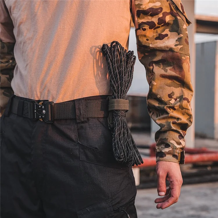 Multifunction Gloves Storage Buckle Outdoor Tactical Climbing Rope Storage Hook Key Holder Ajustable Rope Hanging Buckles - Verde del Ejército