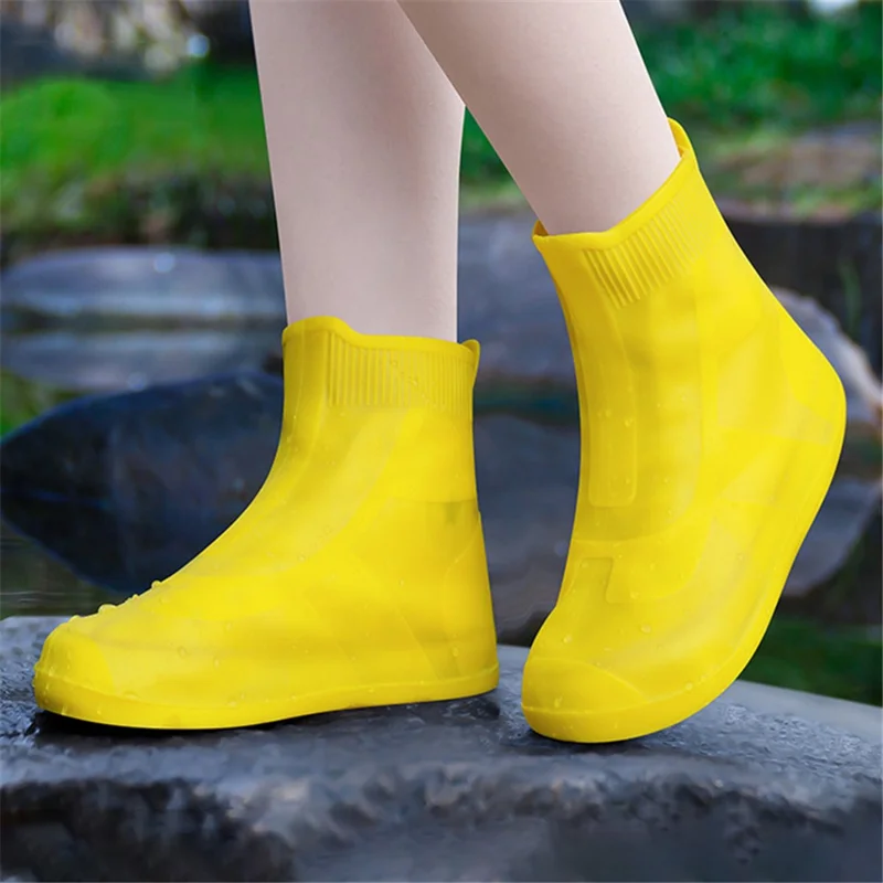 1 Paar Regentags-Wasserdichte Schuhüberzüge Wiederverwendbare Silikonrutschfeste Regen-Stiefel-Mittelhülse Schuhüberzüge - Gelb / L