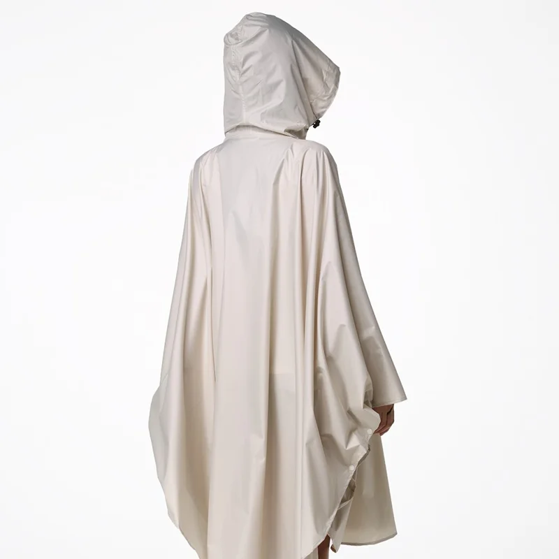 7029 Poncho de pluie grand vélo, cape de pluie à capuche pour vélo, protection contre la pluie pour la route, taille: L - Beige