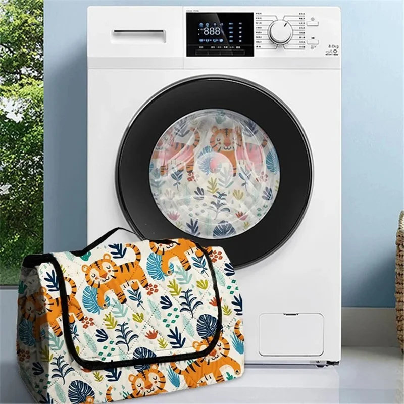 BY-001 Outdoor Camping Mat Moisture Proof Folding Picnic Blanket, 200x200cm - Flying Chess+Chess Pieces