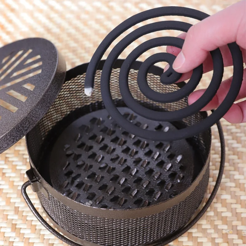 AOTU Portable Iron Mosquito Incense Coil Holder Box with Lid for Outdoor Home - Bronze / Snowflake