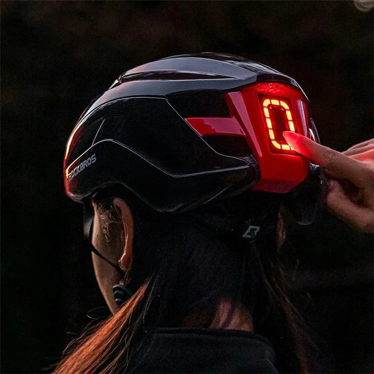 ROCKBROS ZK-077 Avertissement Lumière Vélo Casque Vélo Casque Protection de la Tête (CE) - Noir+Rouge