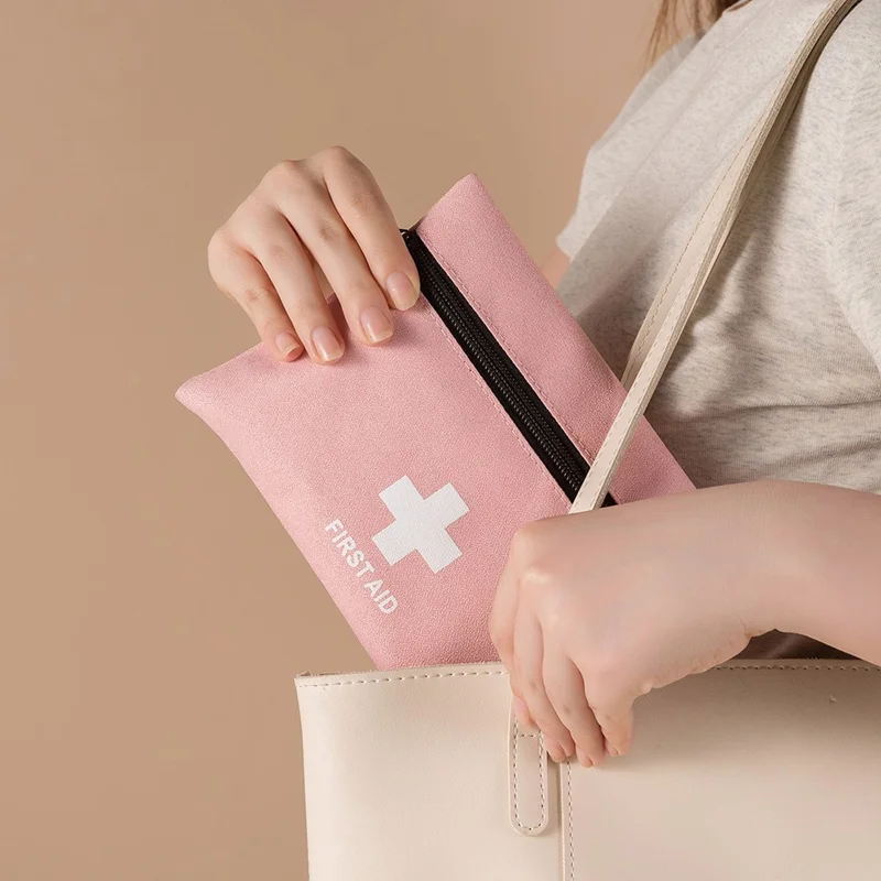 Mini Kit de Primeiros Socorros 12 x 16 cm, Design Plano, Bolsa de Emergência Médica para Viagem / Exterior / Acampamento, Tamanho P - Rosa