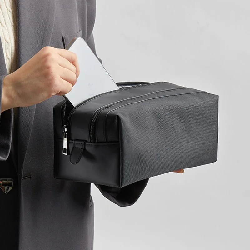 Travel Toiletry Bag for Man Waterproof Double Zipper Dry / Wet Storage Bag Portable Organizer