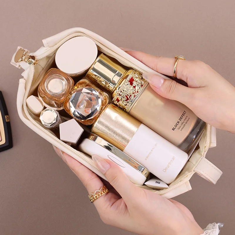 8100 Small Makeup Bag Portable Travel Skincare Storage Pouch Compact Cosmetic Organizer for Toiletries Mini Beauty Products - White