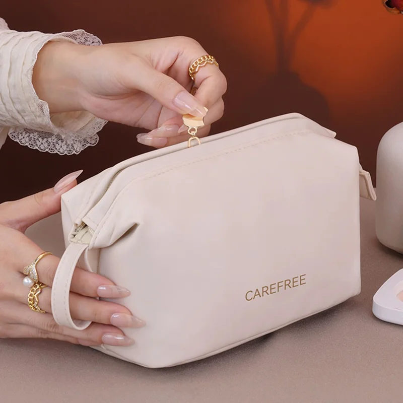 8100 Small Makeup Bag Portable Travel Skincare Storage Pouch Compact Cosmetic Organizer for Toiletries Mini Beauty Products - White