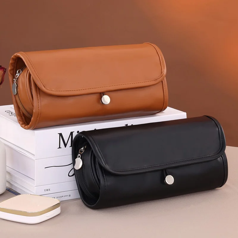 8094 Bolsa de Almacenamiento de Cuero PU para Brochas de Maquillaje, Bolsa de Cosméticos Plegable Impermeable con Gran Capacidad y Bolsillos de Malla - Blanco