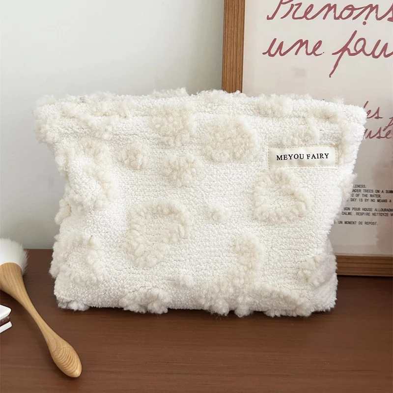 Size S Heart Pattern Soft Plush Makeup Bag Portable Cosmetic Organizer Toiletry Storage Pouch - Beige