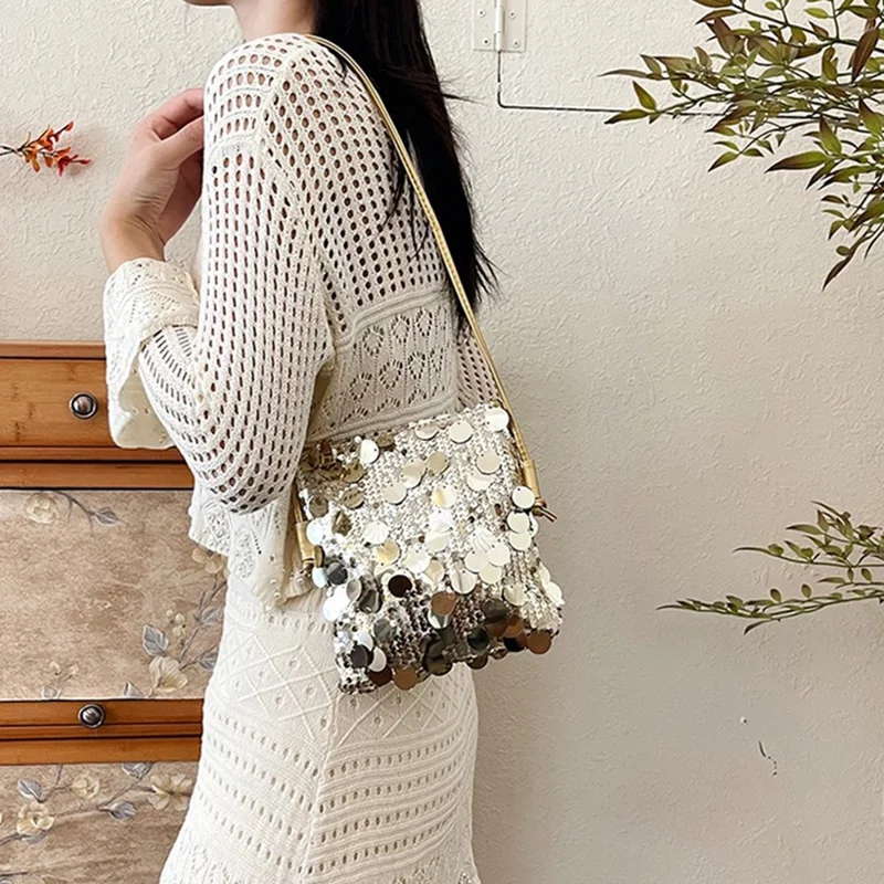 Mini Sequin Phone Crossbody Bag Glitter Party Purse Sparkle Shoulder Bag with Chain Strap - Silver