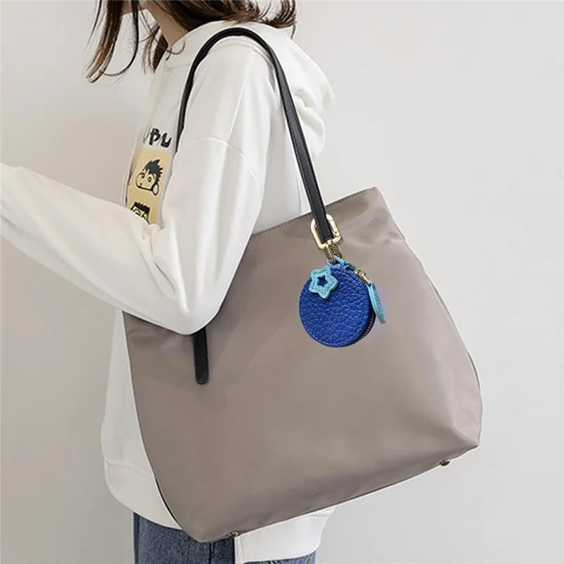 Cartoon Fruit-Shaped Mini Coin Purse Portable PU Leather Small Bag with Hook for Keys Money - Strawberry