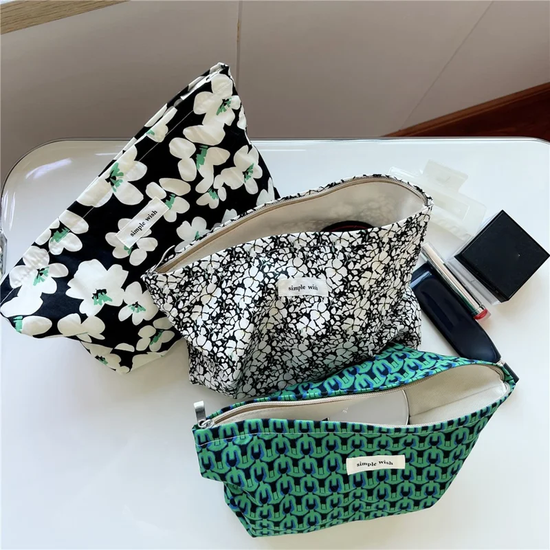 Makeup Bag Pattern Printing Zipper Canvas Bag Pouch for Travel Toiletry Cosmetic - Black / White Flower