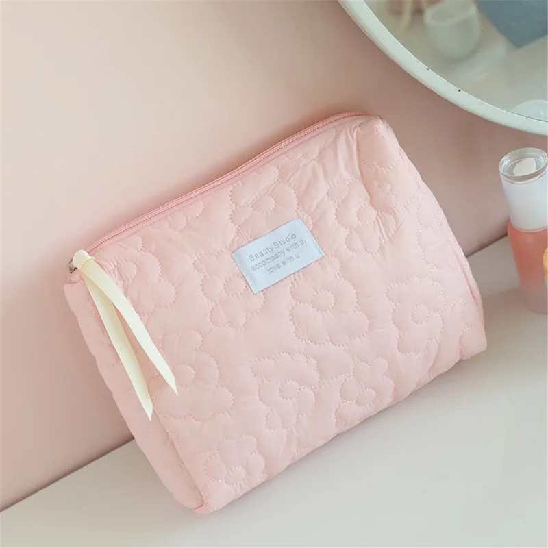 Large Makeup Pouch Soft Nylon Cosmetic Organizer Zipper Closure Toiletries Storage Bag Handbag, Size: M - Pink