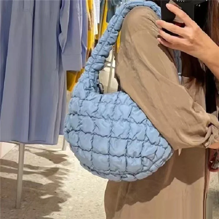 Grande Capacidade de Poliéster Design Plástico Feminino Bolsa de Ombro Único Elegante - Céu Azul