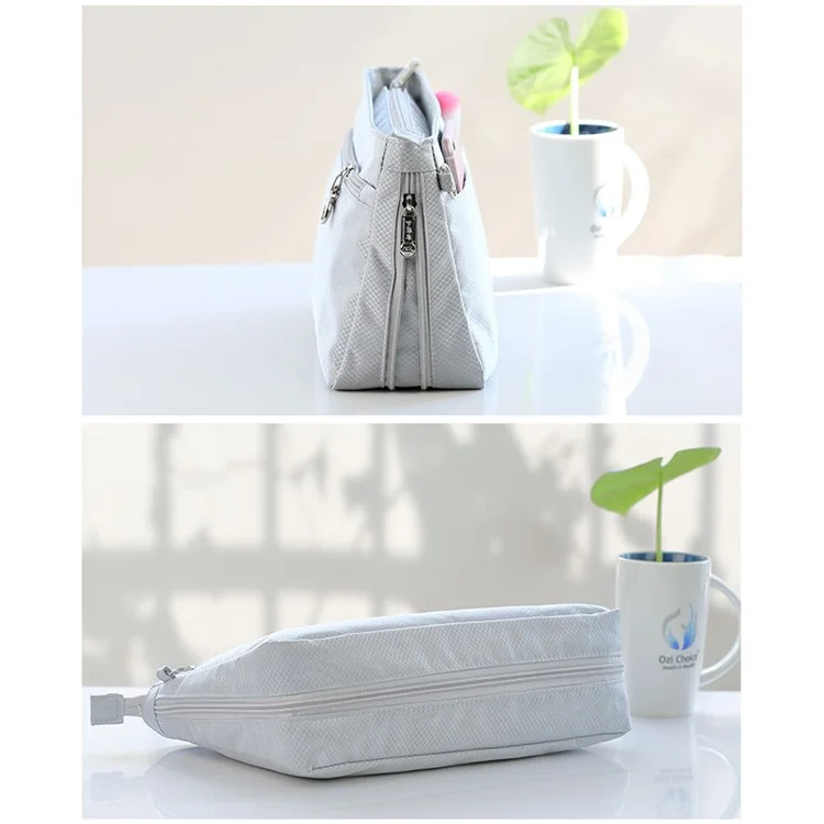 839 Waterproof Nylon Travel Organizer Expandable Space Makeup Bag, Size: L - Grey