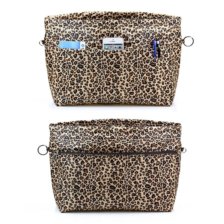 Bolsa Portátil de Cosméticos e Artigos de Toalete em Oxford 1316, 31*14*21cm - Estampa de Leopardo