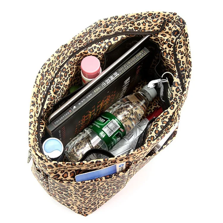 Bolsa Portátil de Cosméticos e Artigos de Toalete em Oxford 1316, 31*14*21cm - Estampa de Leopardo