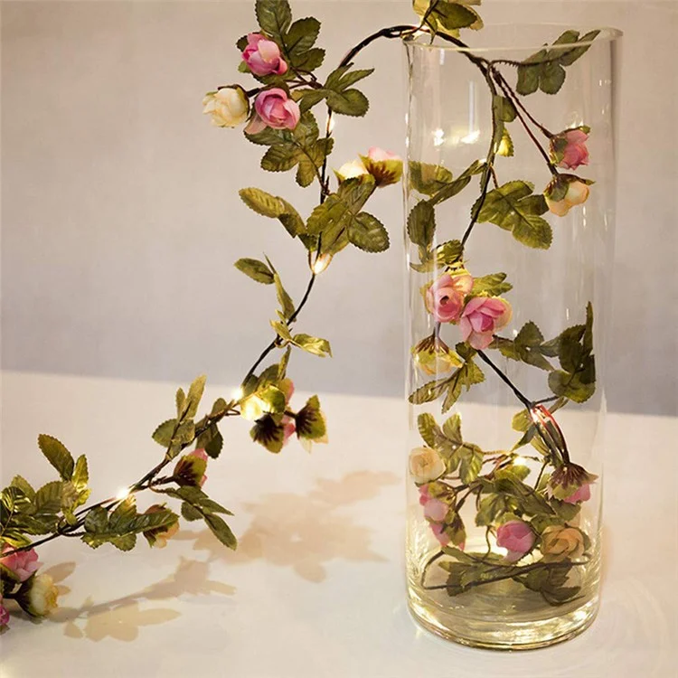 2.2m Fiori di rosa artificiali Fiori Foglie Vine String Light a batteria con filo di rame per Natale Matrimonio, Bianco / Rosa
